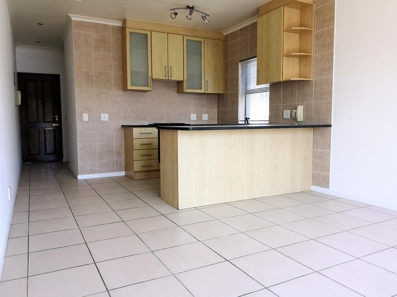 To Let 2 Bedroom Property for Rent in Table View Western Cape